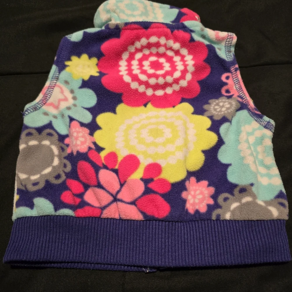 Carters Girls Fleece‎ Vests Set of 2 Floral Polkadot Infant Bundle Size 6 Months
